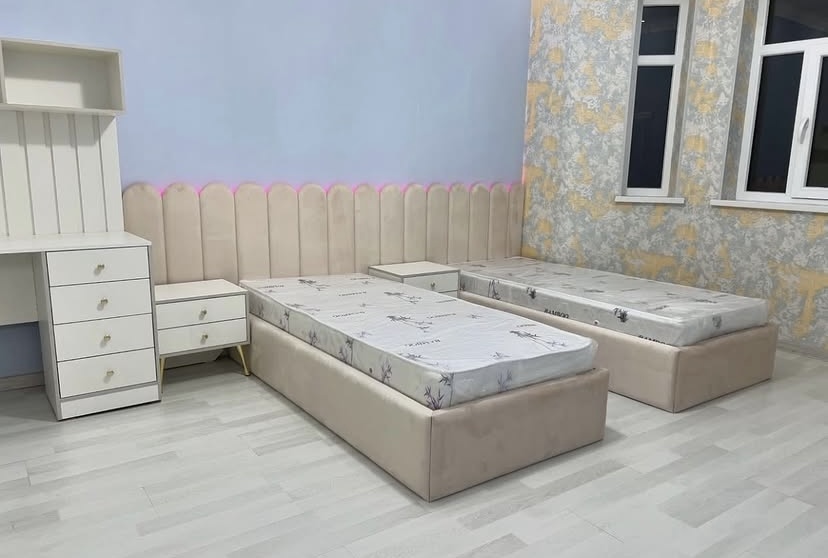 Twin bed 